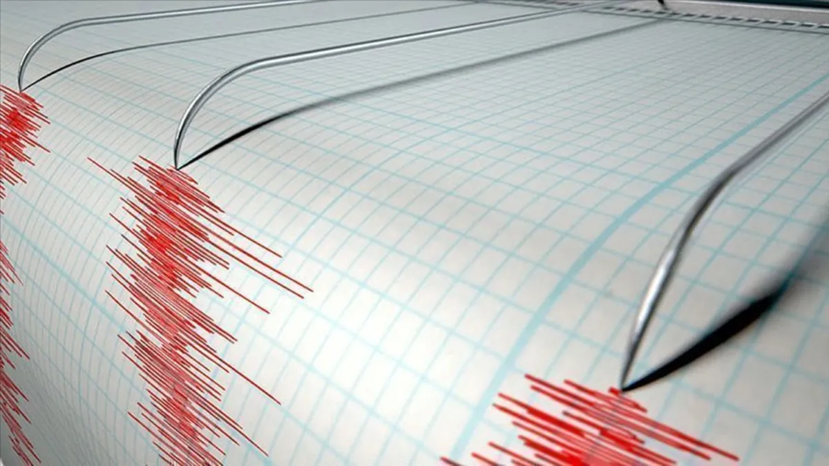 Akdeniz'de 4,9 büyüklüğünde deprem: Datça açıkları sallandı