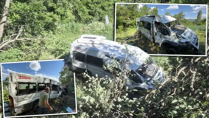 Burdur'da feci kaza! Minibüs tarlaya devrildi: Çok sayıda yaralı var
