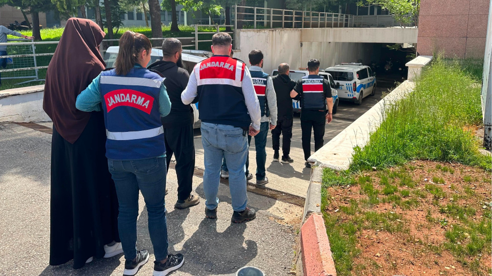 39 kentte DEAŞ'a ağır darbe: 361 gözaltı!