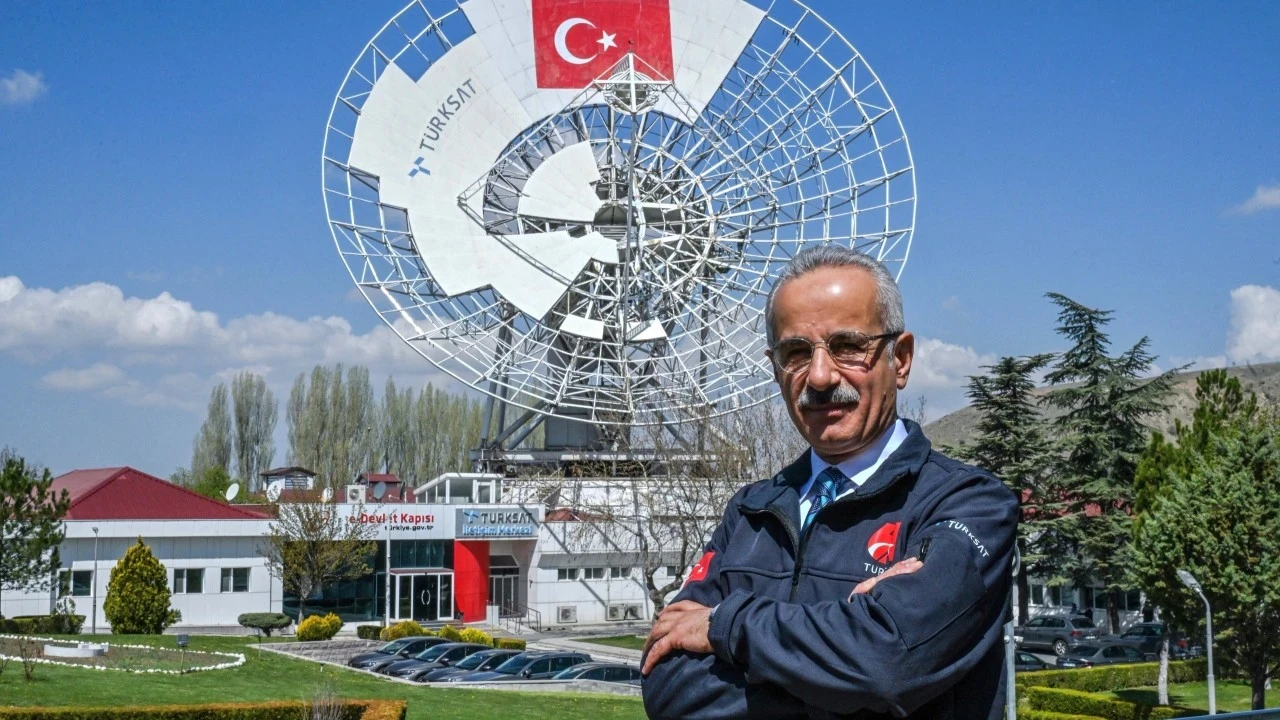 TÜRKSAT 5A’dan uzayda 5 yıldır kesintisiz başarı! Uzayda bin 826 tur attı! Bakan Uraloğlu detayları anlattı