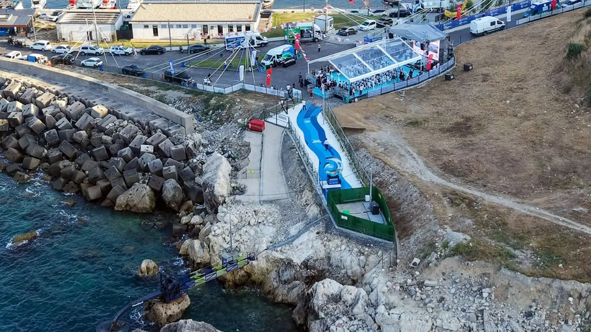Türkiye'de bir ilk! AK Partili belediye yerli ve milli deniz dalga enerjisi tesisini kurdu