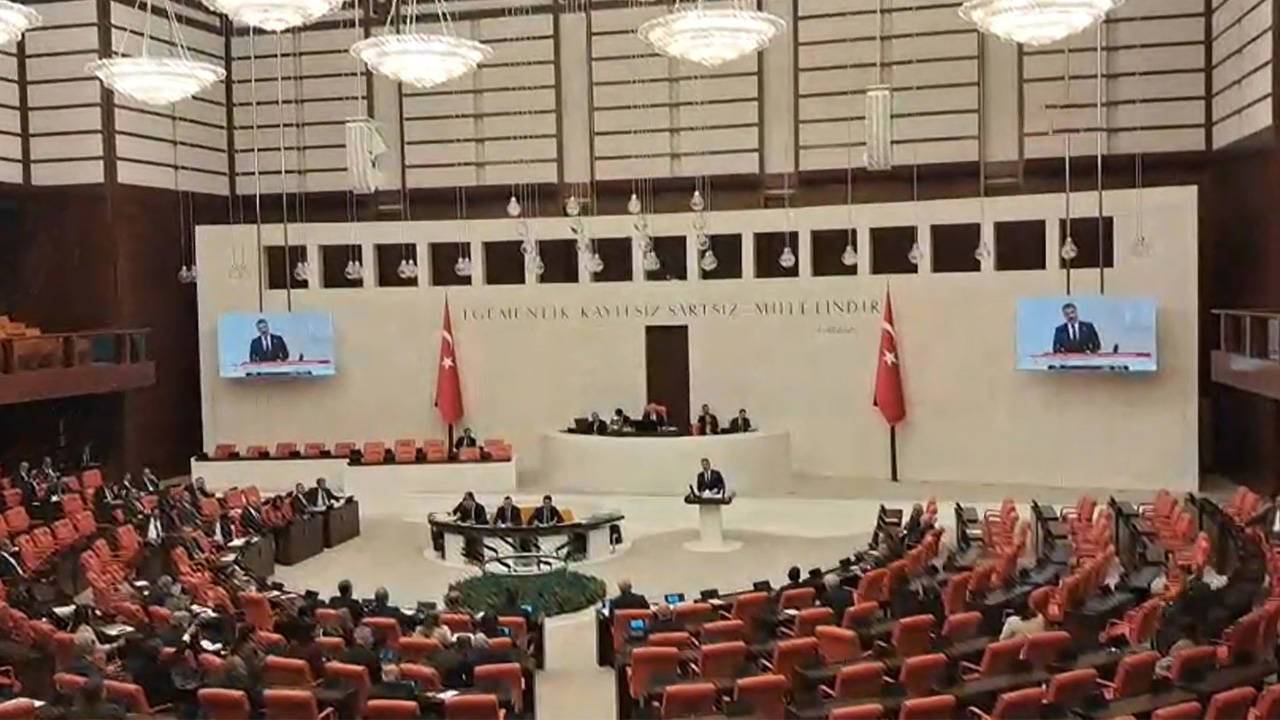 Muhalefetin tarım, kırmızı ve beyaz et, işçi hakları, öğretmenler önerileri AKP ve MHP oylarıyla reddedildi