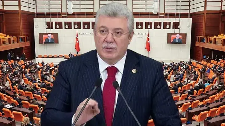 AK Parti'li Akbaşoğlu: FETÖ'yle mücadeleyi hukuk zemininde tehlike tamamen geçene kadar sabırla sürdüreceğiz