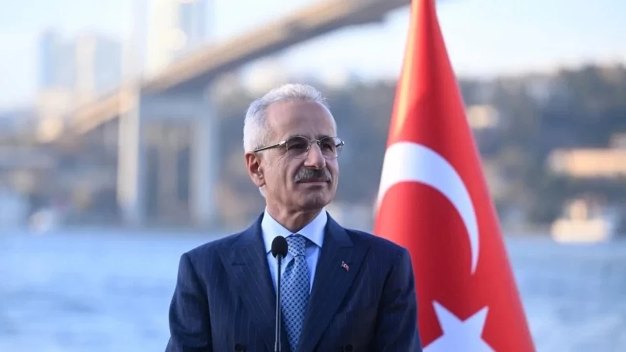 Bakan Uraloğlu duyurdu! ASELSAN’ın "SERDAR"ı göreve çıkıyor! Akdeniz’in altını üstüne getirecek yerli kalkan