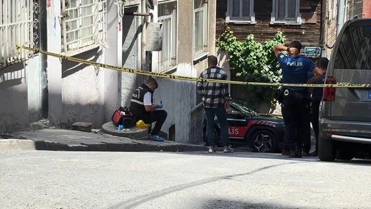 İstanbul’da korkunç olay! Eski eşinin sevgilisine kurşun yağdırdı!