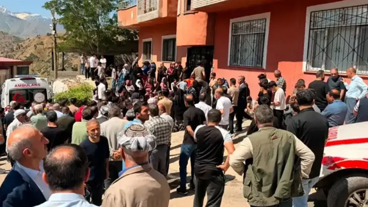 Hakkari'de aile katliamı yapan uzman çavuş hayatını kaybetti