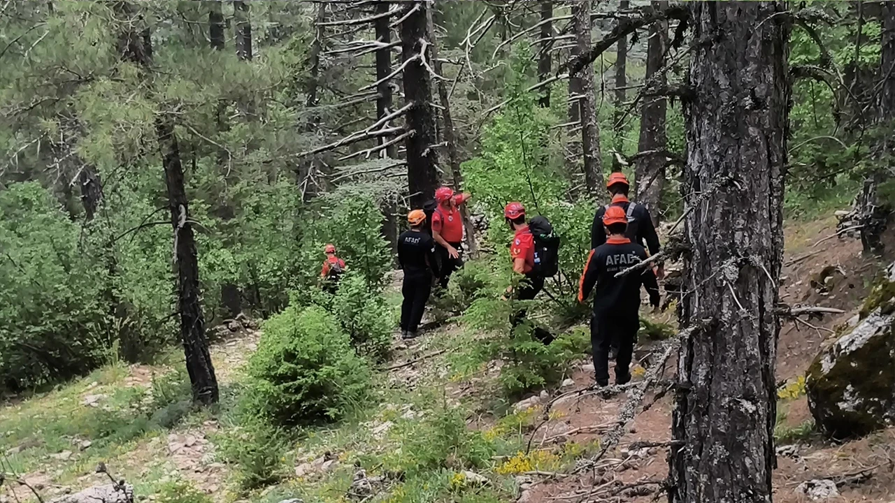 Sosyal medyadan görüp yolca koyuldular... Kaybolunca ekipler seferber oldu