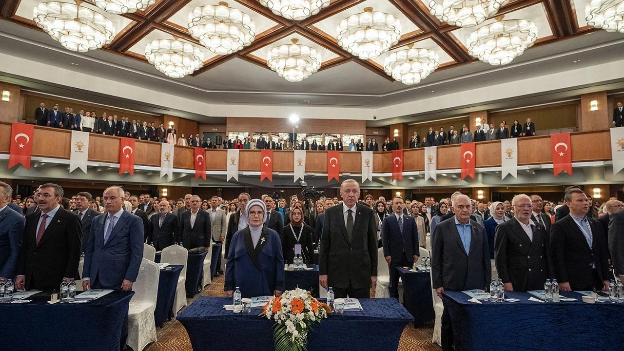 AKP'li vekiller Erdoğan'a kurmaylarını şikayet etti: Size ulaşmamız engelleniyor
