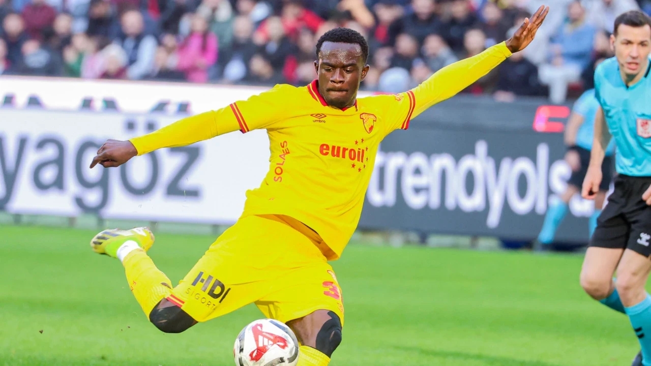 Göztepe'nin yıldızı Anthony Dennis'e Premier Lig'den talip çıktı