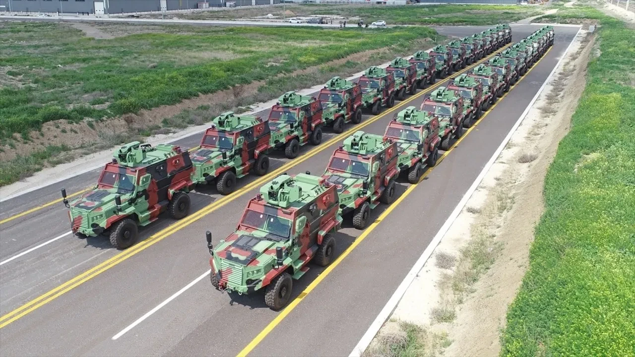 Mehmetçiğe yeni nesil güç: HIZIR 4x4'te ilk teslimat tamamlandı