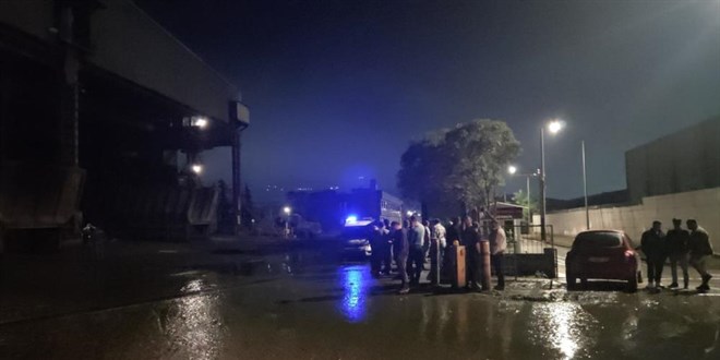 Samsun'da bir fabrikada elektrik akımına kapılan 3 işçi öldü