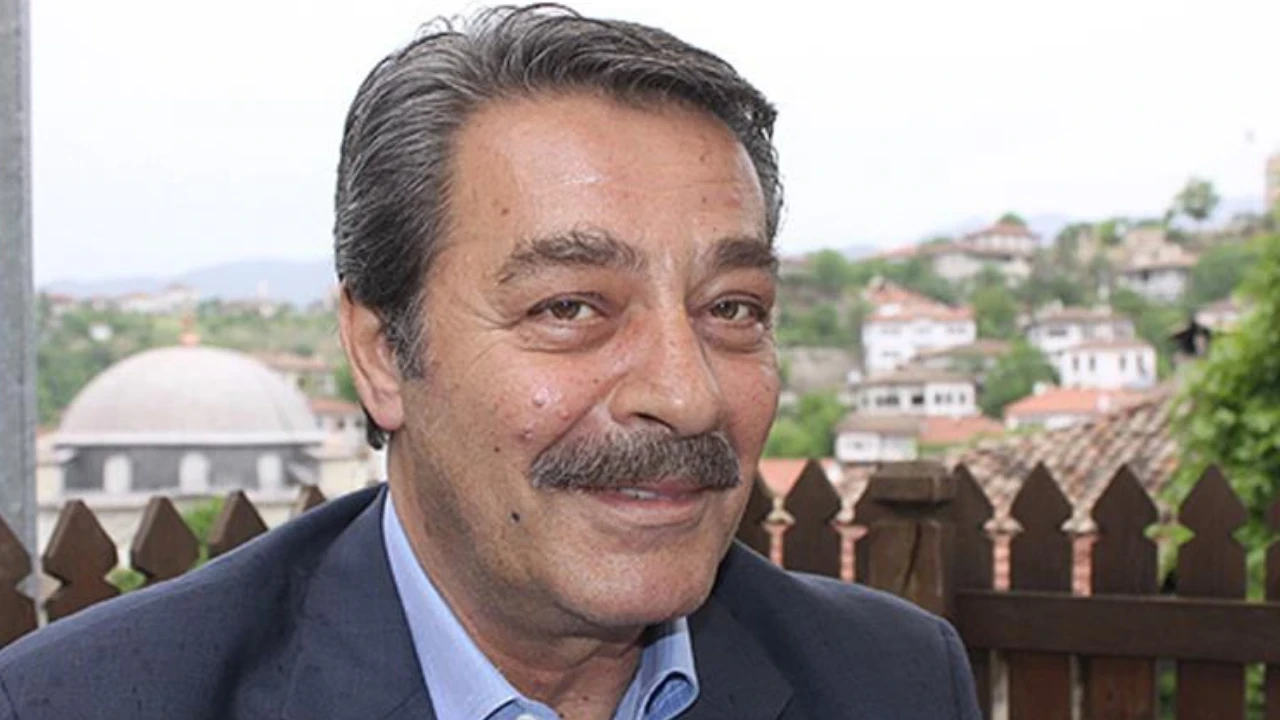 Kadir İnanır öldü mü, yaşıyor mu? İnanır'ın sağlık durumu nasıl?