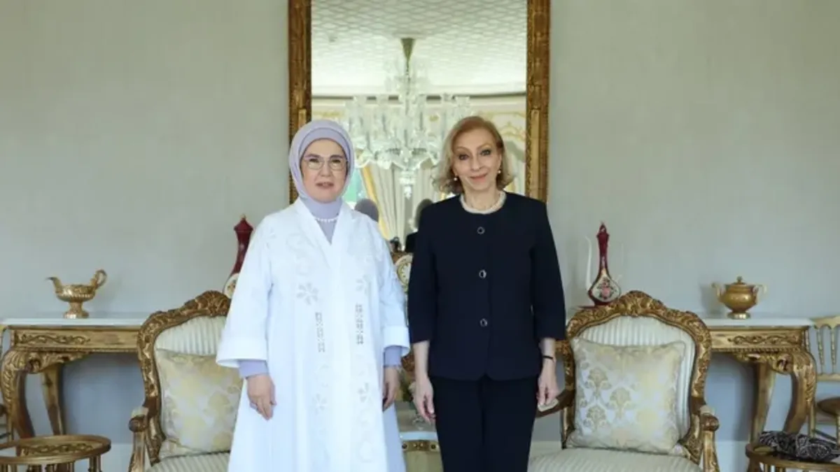 Emine Erdoğan, Lübnan Başbakanı'nın eşi ile görüştü