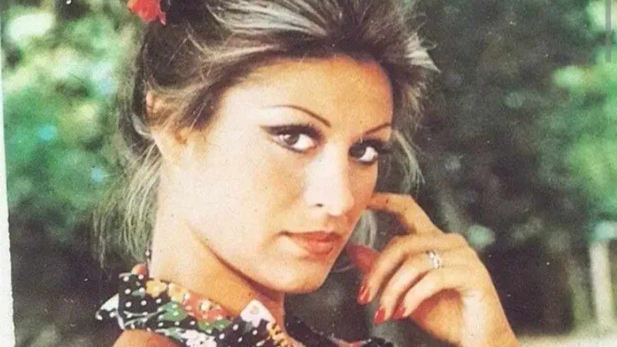 Gülşen Bubikoğlu güzelliğiyle Bodrum’u kasıp kavurdu!