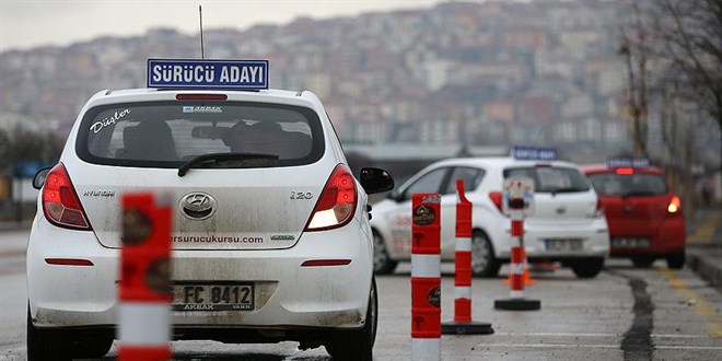 KDK devreye girdi: Güneşe çıkamayan sürücü adayı akşam sınava girecek