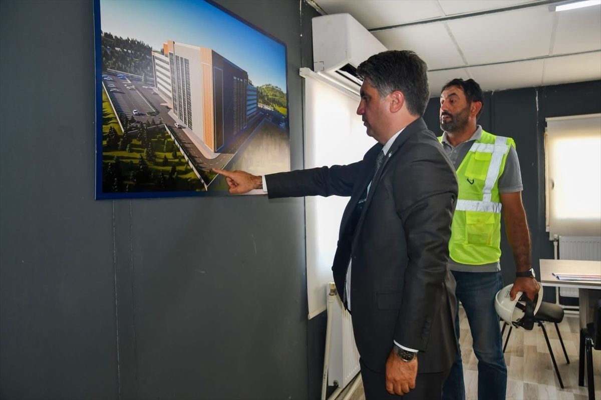 Bolu Valisi Aydın, kentte devam eden yatırımları inceledi