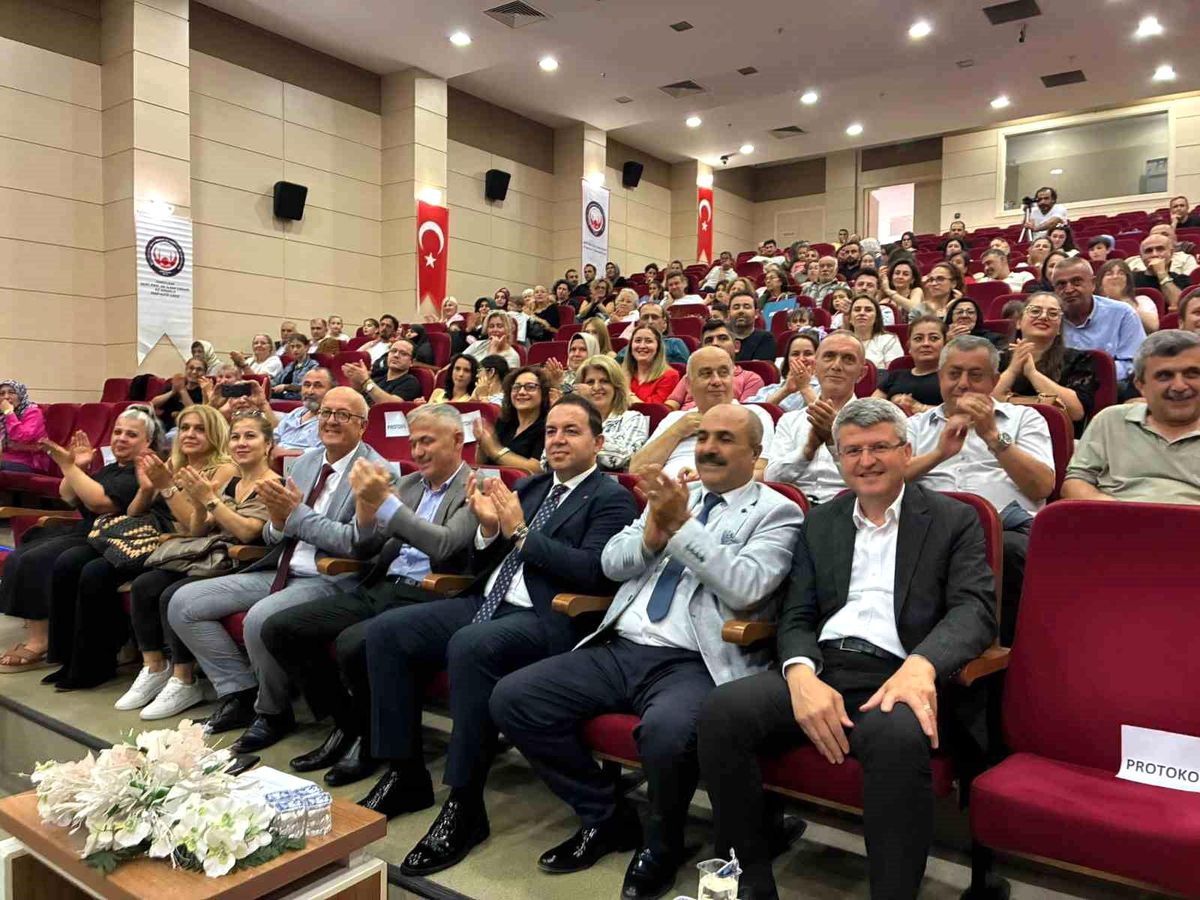 Türkülerle Türkiye Korosu'ndan unutulmaz konser