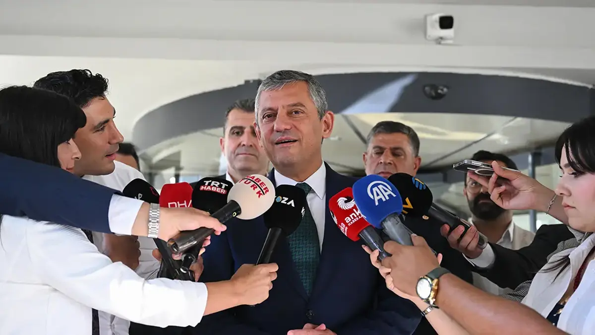 Özgür Özel tarihi açıkladı! Yeni parti ne zaman kurulacak?