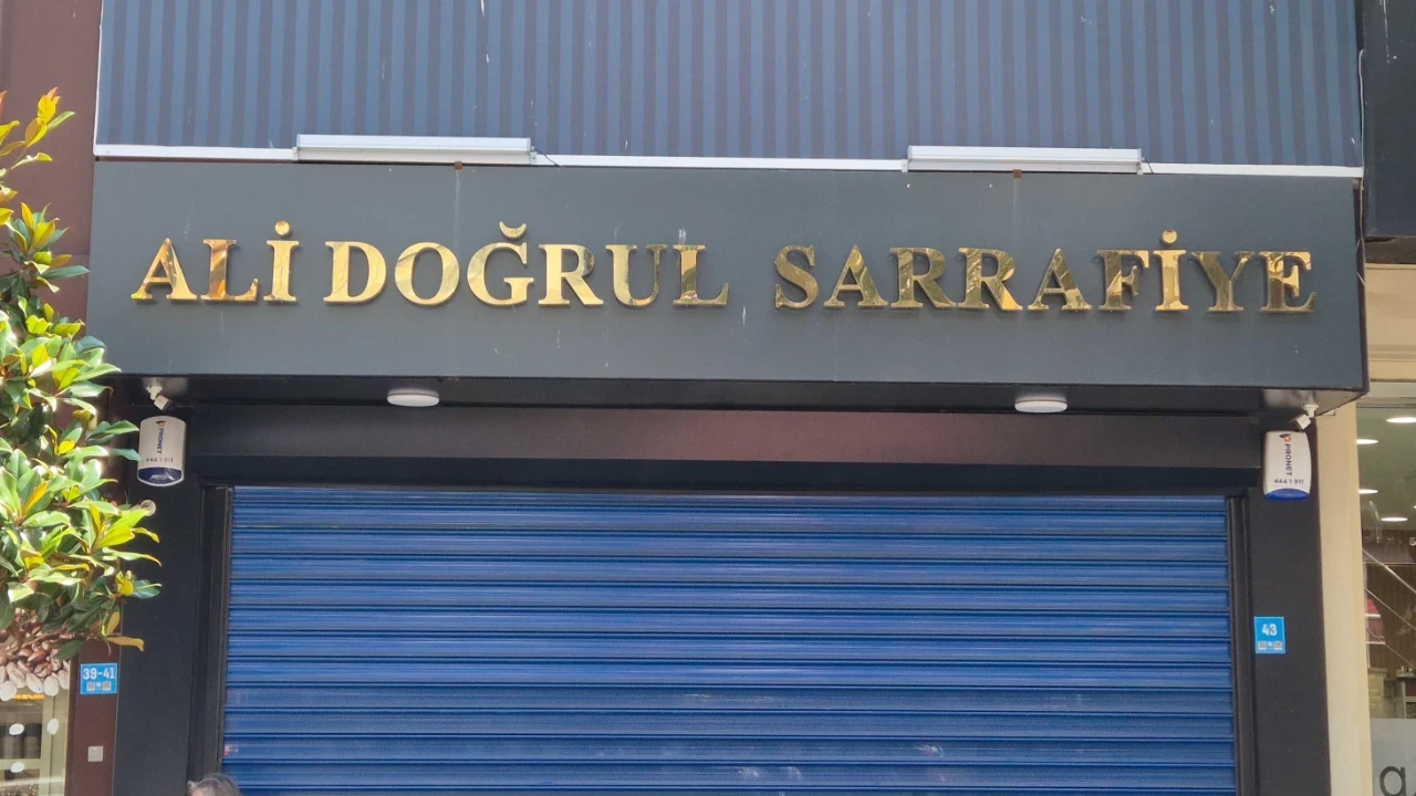 Kuyumcu ortadan kayboldu: Çok sayıda vatandaşın altın ve parası buhar oldu