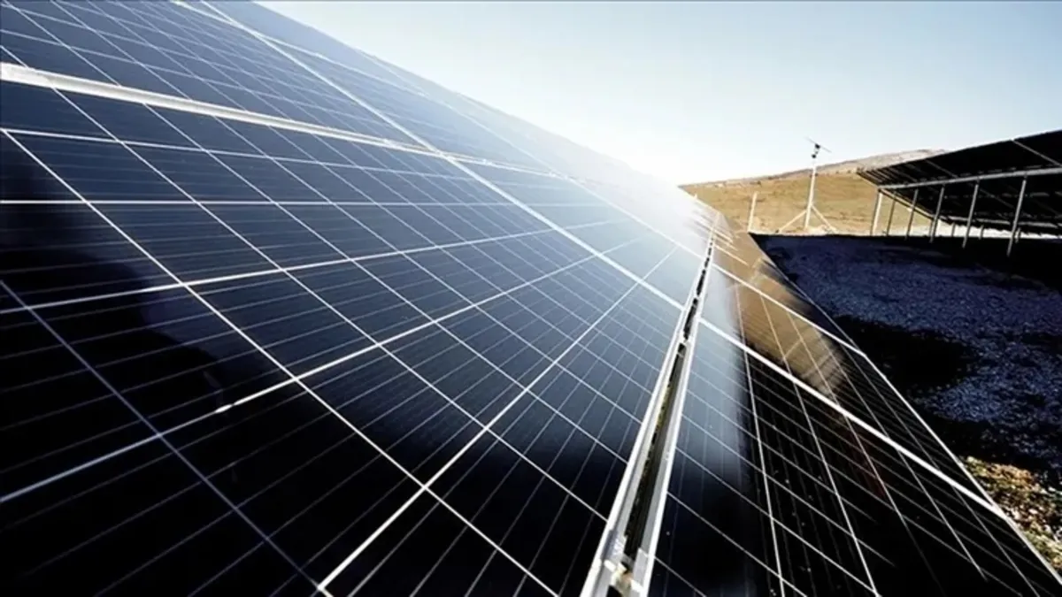 Dünyanın en çok güneş enerjisi üreten ülkeleri: Türkiye’den dev yükseliş! Tam 2 katına çıktı