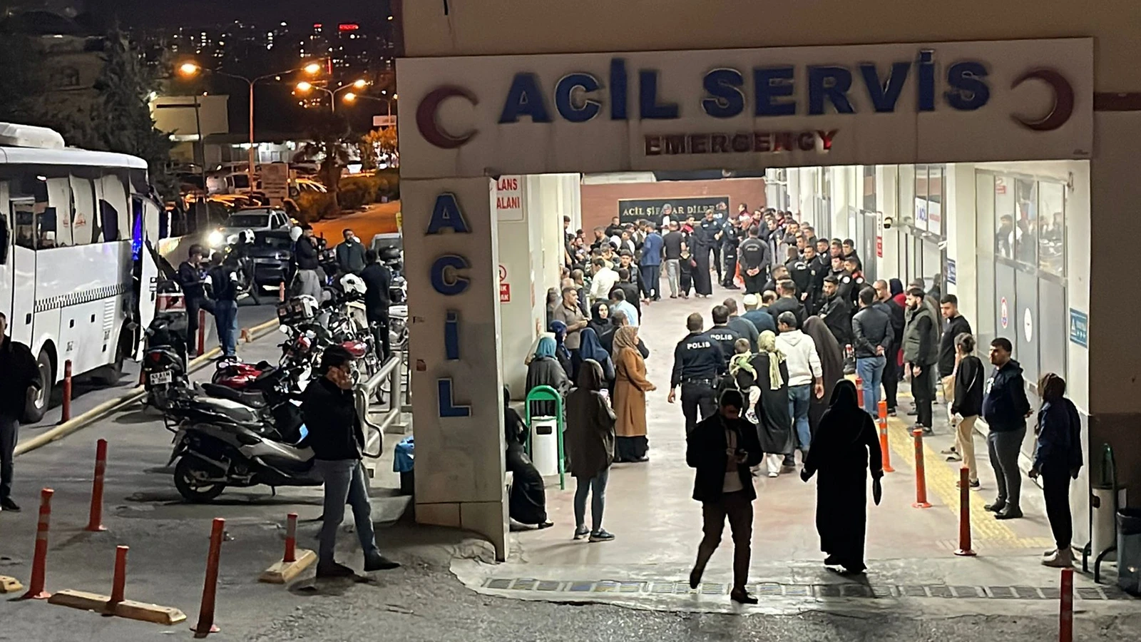 Şanlıurfa’da silahlı kavga; anne öldü, oğlu yaralı