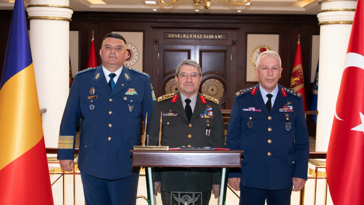 Genelkurmay Başkanı Bayraktaroğlu, Romanya Hava Kuvvetleri Komutanı Baraboi’yi kabul etti