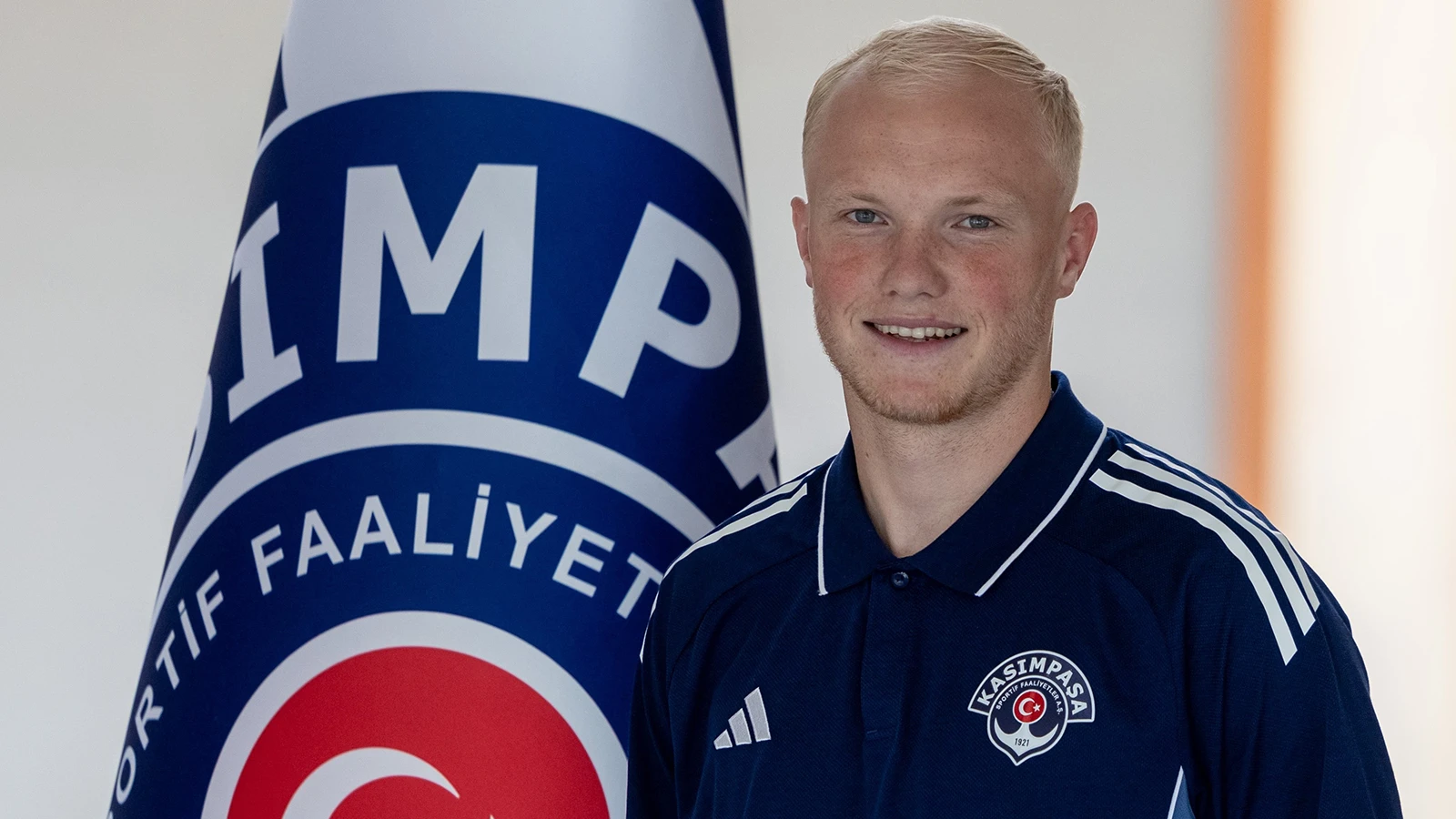 Kasımpaşa, İsveçli futbolcu Marcus Rafferty'yi transfer etti