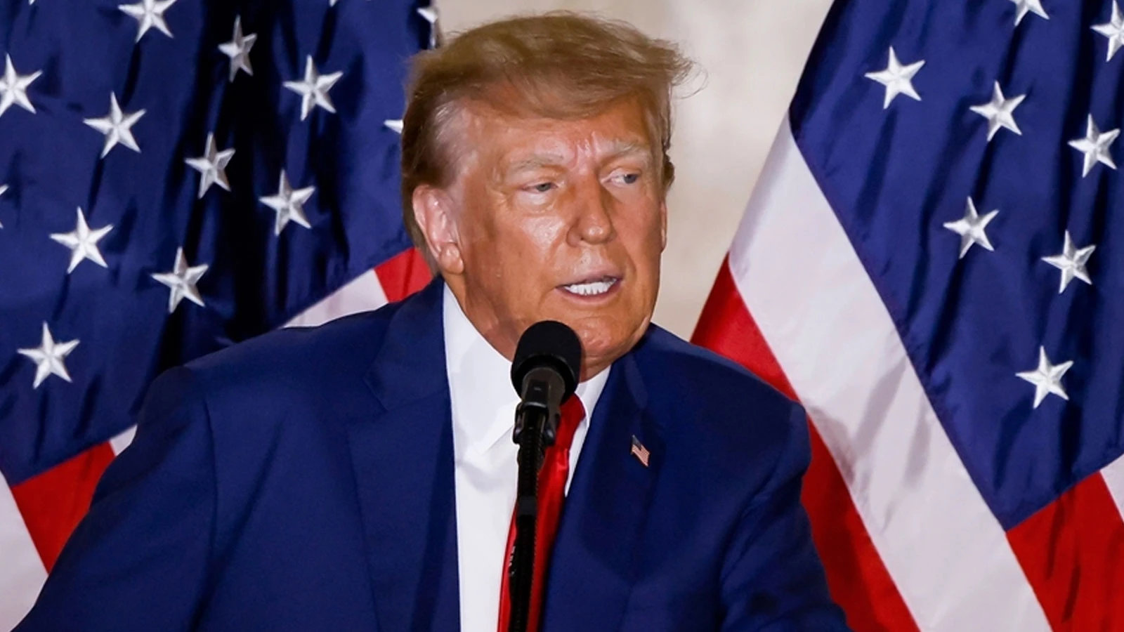 Trump'tan Avrupa ülkelerine yüzde 100 gümrük vergisi tehdidi