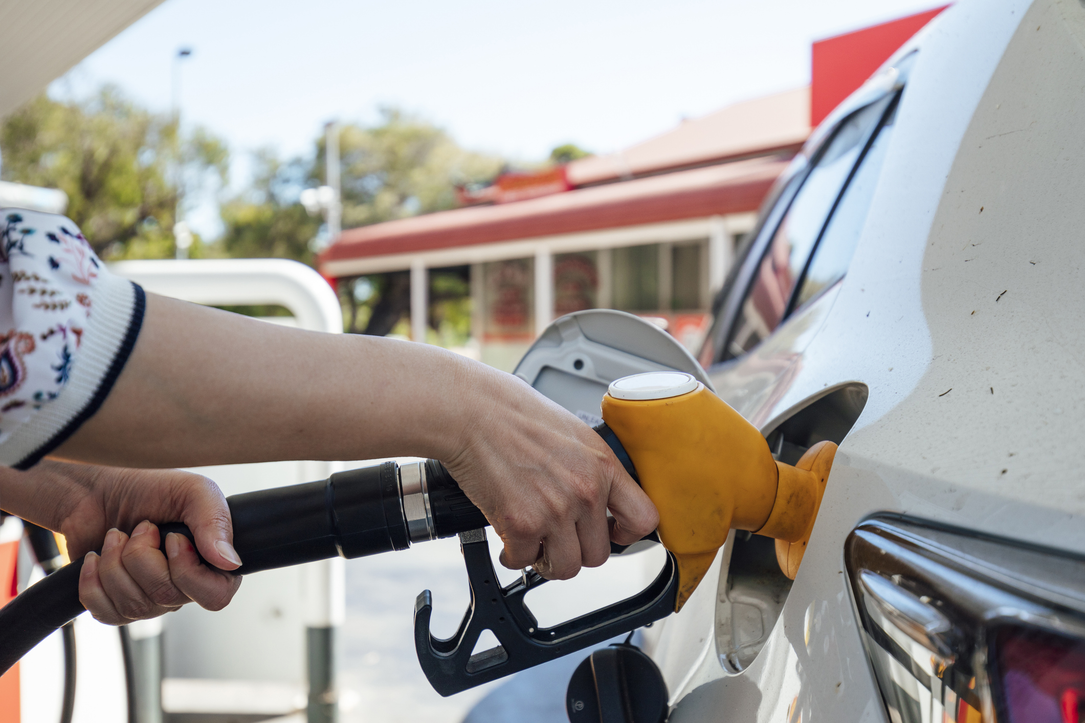 Benzine indirim geliyor