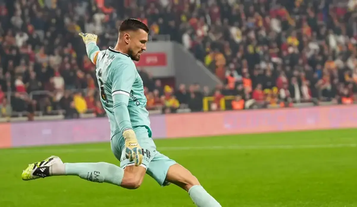 Göztepe Mateusz Lis ile yollarını ayırdı