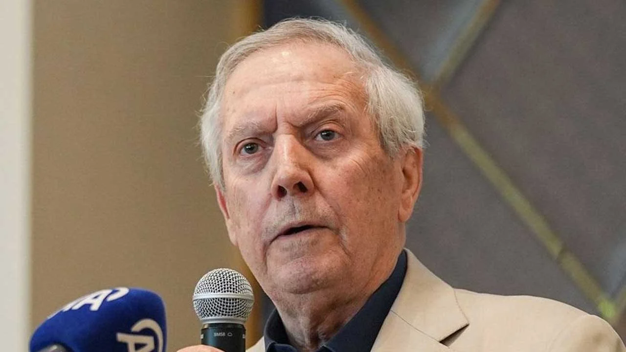 Aziz Yıldırım, yıldız ismin biletini kesti
