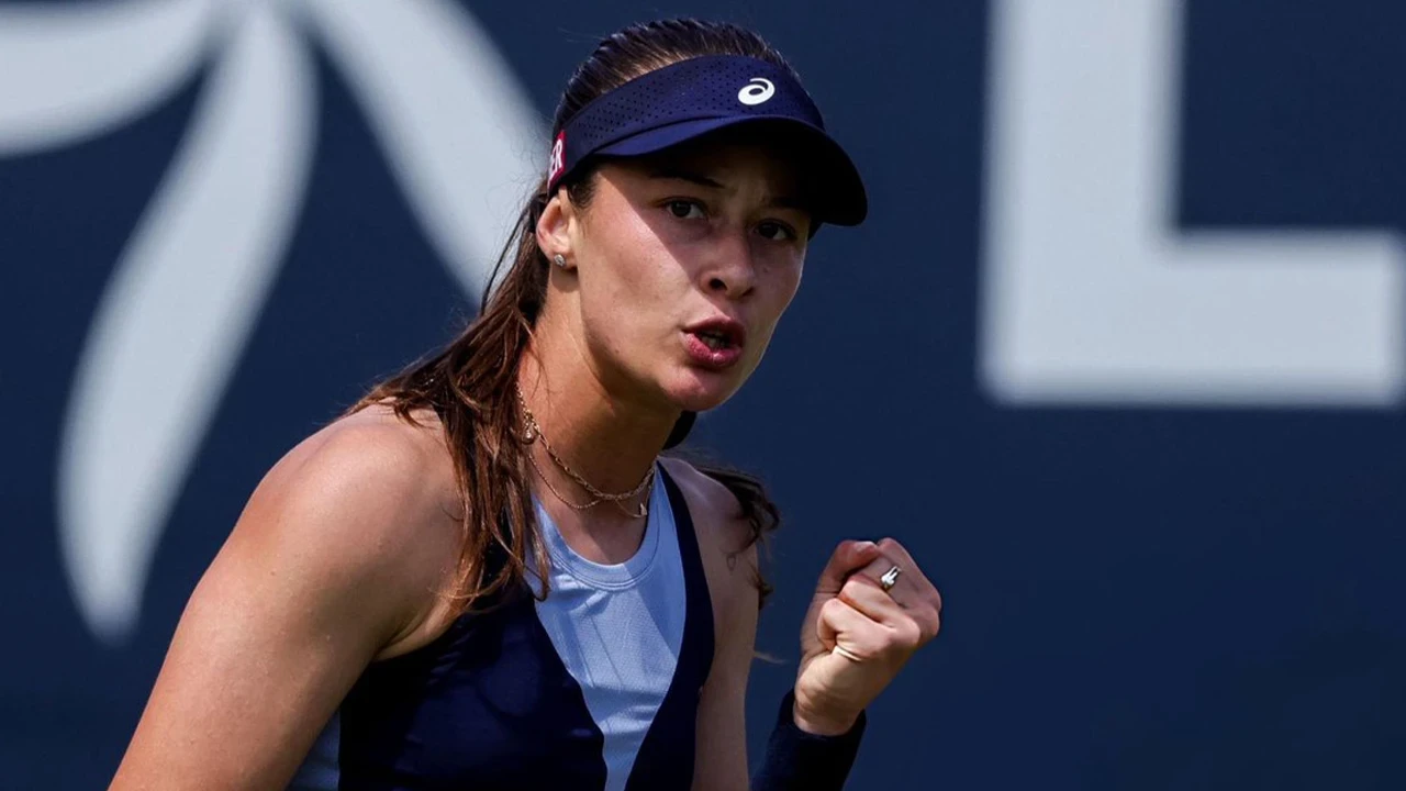 Milli tenisçi Zeynep Sönmez çeyrek finale çıktı