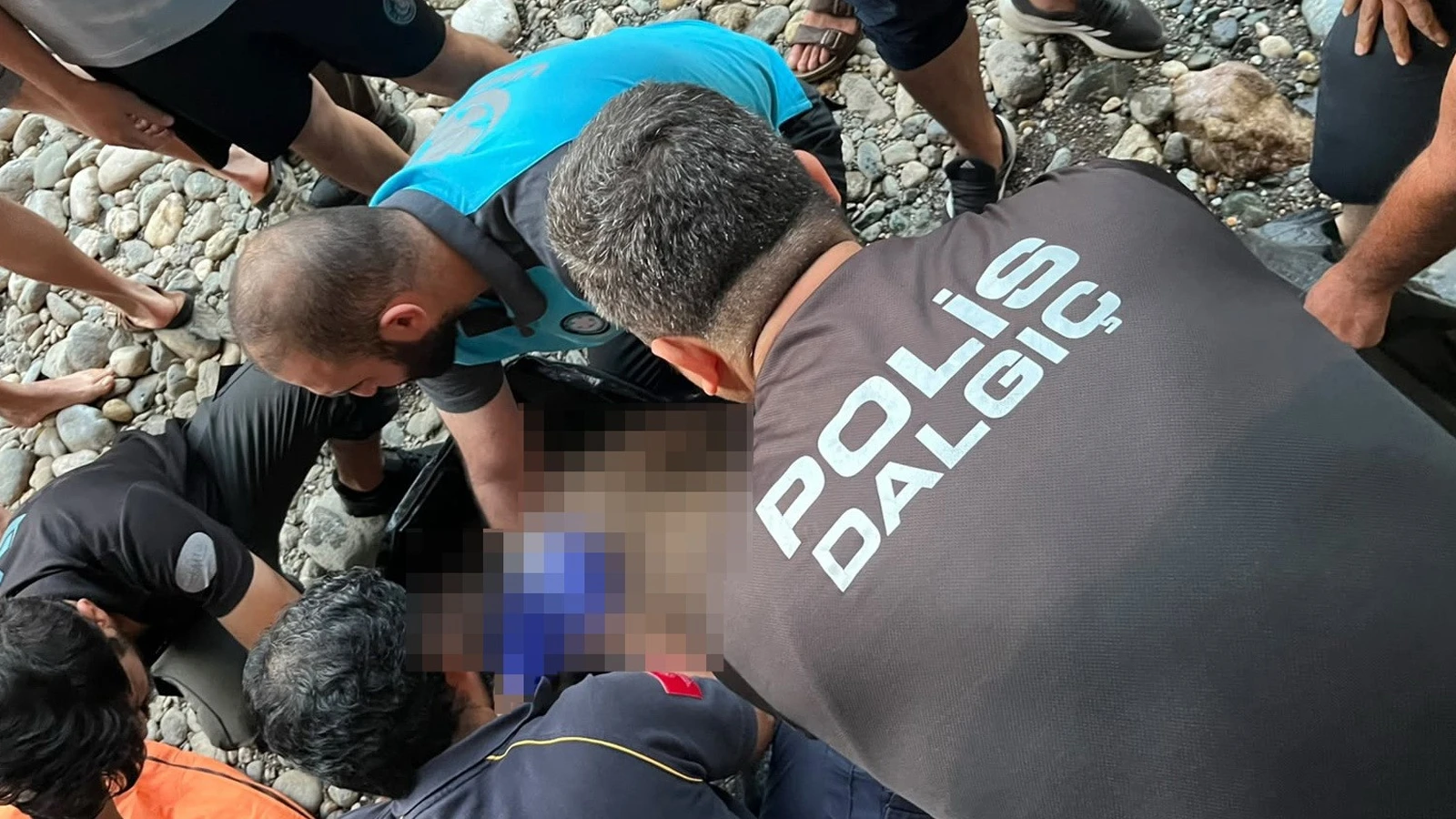 Serinlemek için girdiği suya girdi: Acı haber geldi