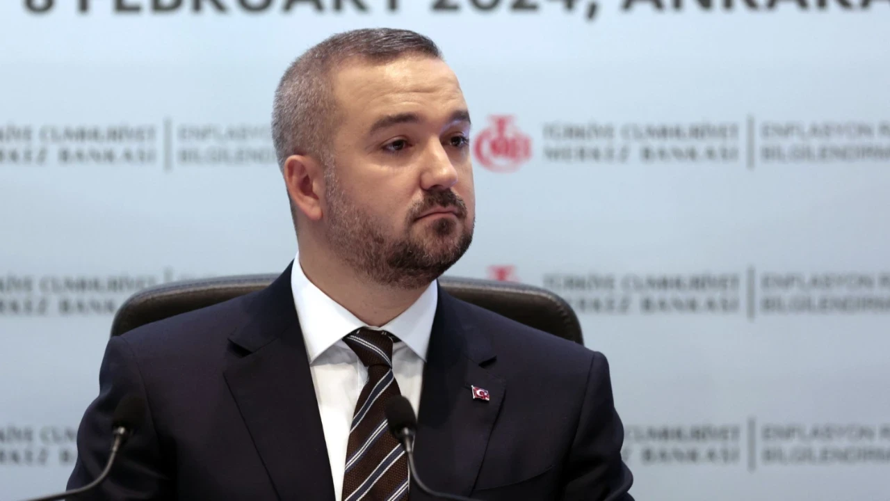 Merkez'in faiz kararı ne anlama geliyor? Uzmanlar değerlendirdi