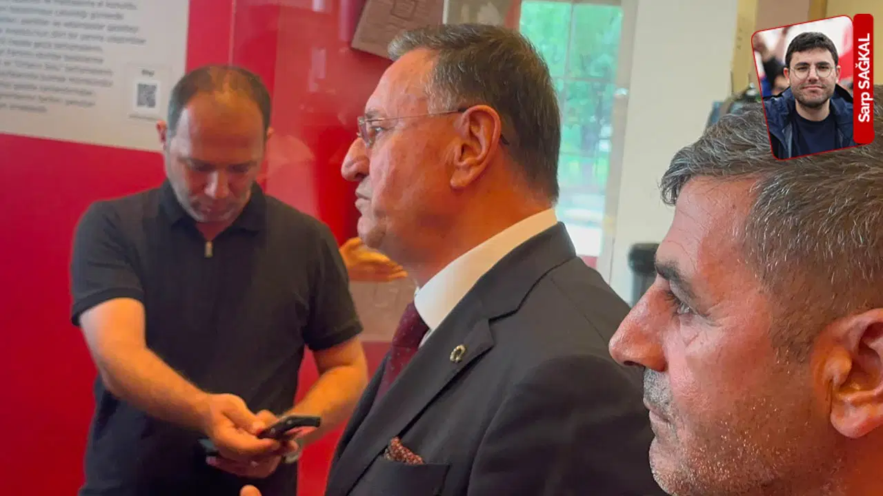 Butlan davasını açan Lütfü Savaş, CHP genel merkezine geldi: 'Atanan arkadaşlara hayırlı olsun diyeceğim'