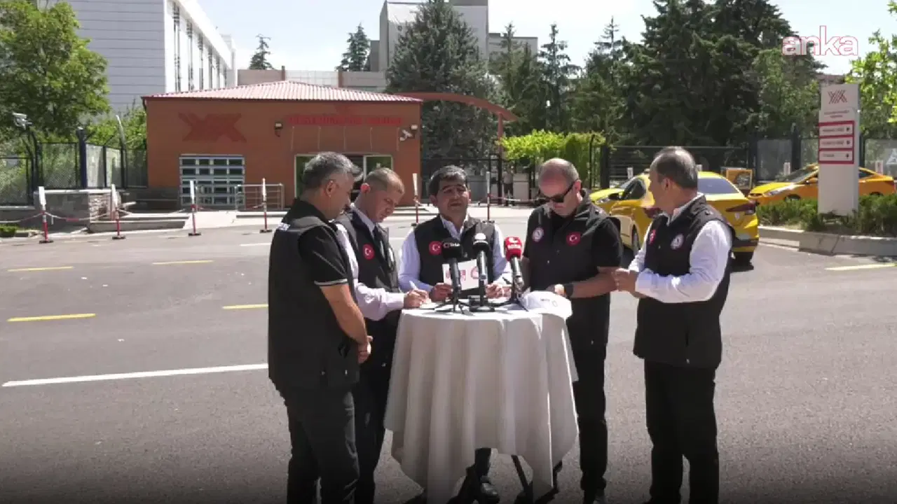 ÜNİPERSEN Genel Başkanı Güzel: 'Üniversitelerde tazminatların hiçbirinden idari personel, üniversite memuru yararlanamıyor'