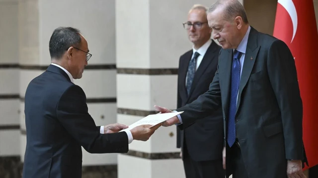 5 ülkenin büyükelçisi Cumhurbaşkanı Erdoğan'a güven mektubunu sunarak görevlerine başladı