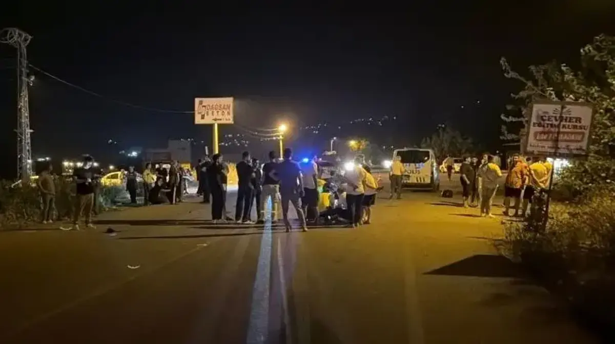 Otomobil ile motosikletin çarpıştığı kazada 1 kişi yaralandı