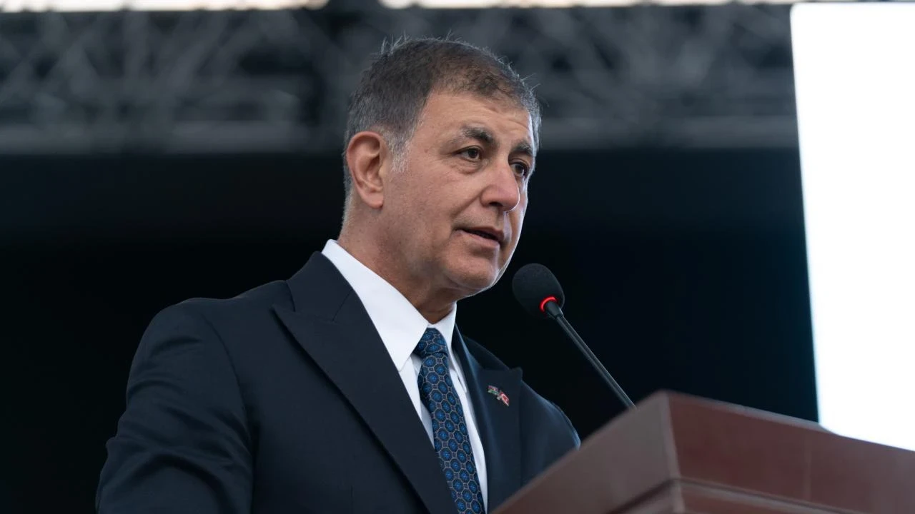 Cemil Tugay'dan CHP'den ayrılık sonrası ilk açıklama: Yeni parti iddialarına yanıt