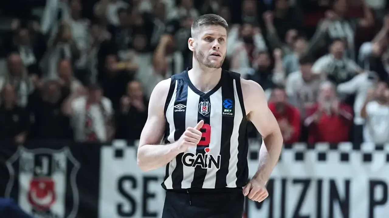 Beşiktaş GAİN, Conor Morgan ile nikah tazeledi!