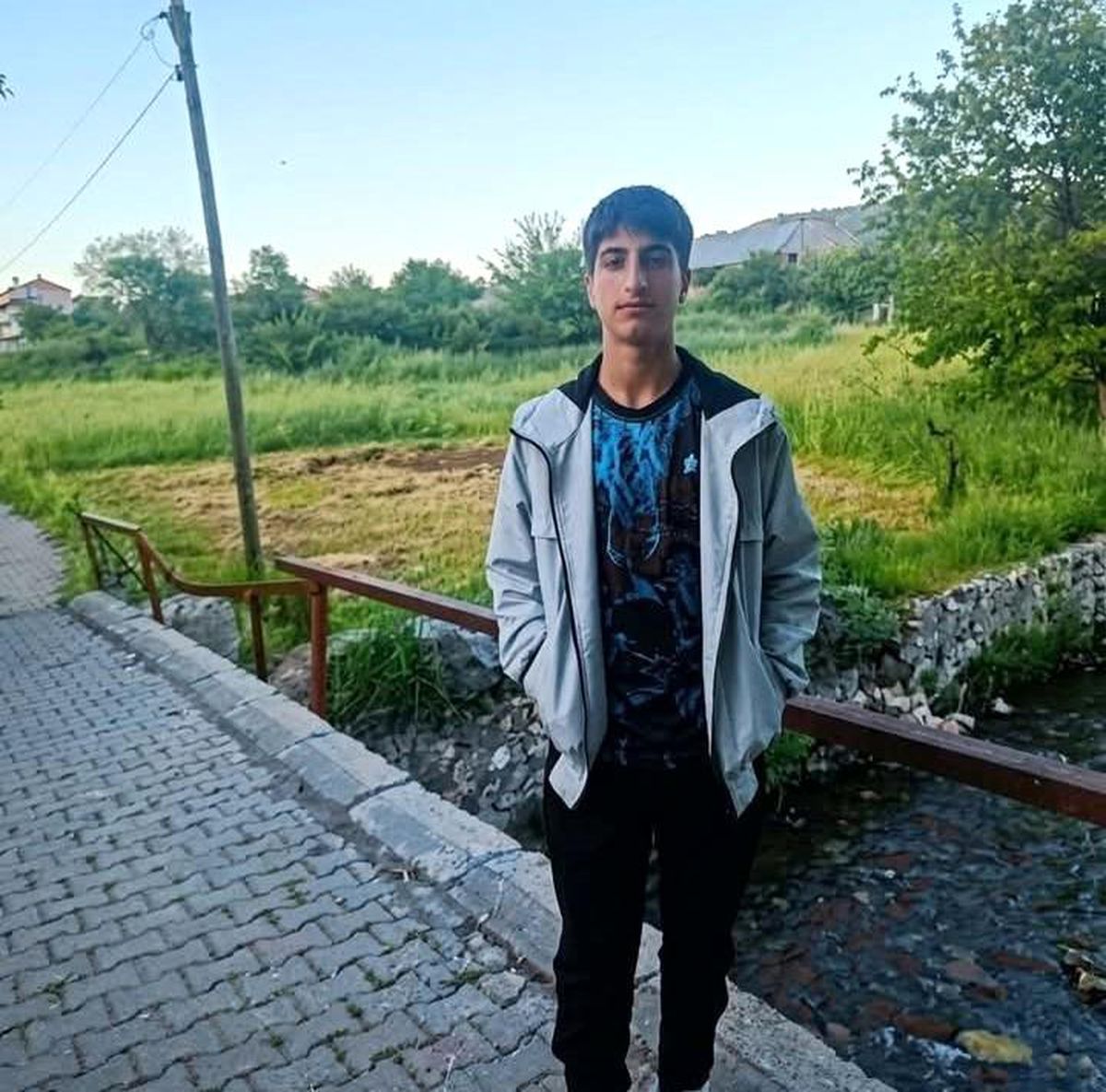 Serinlemek için girdiği gölette boğulan çocuğun cansız bedeni bulundu