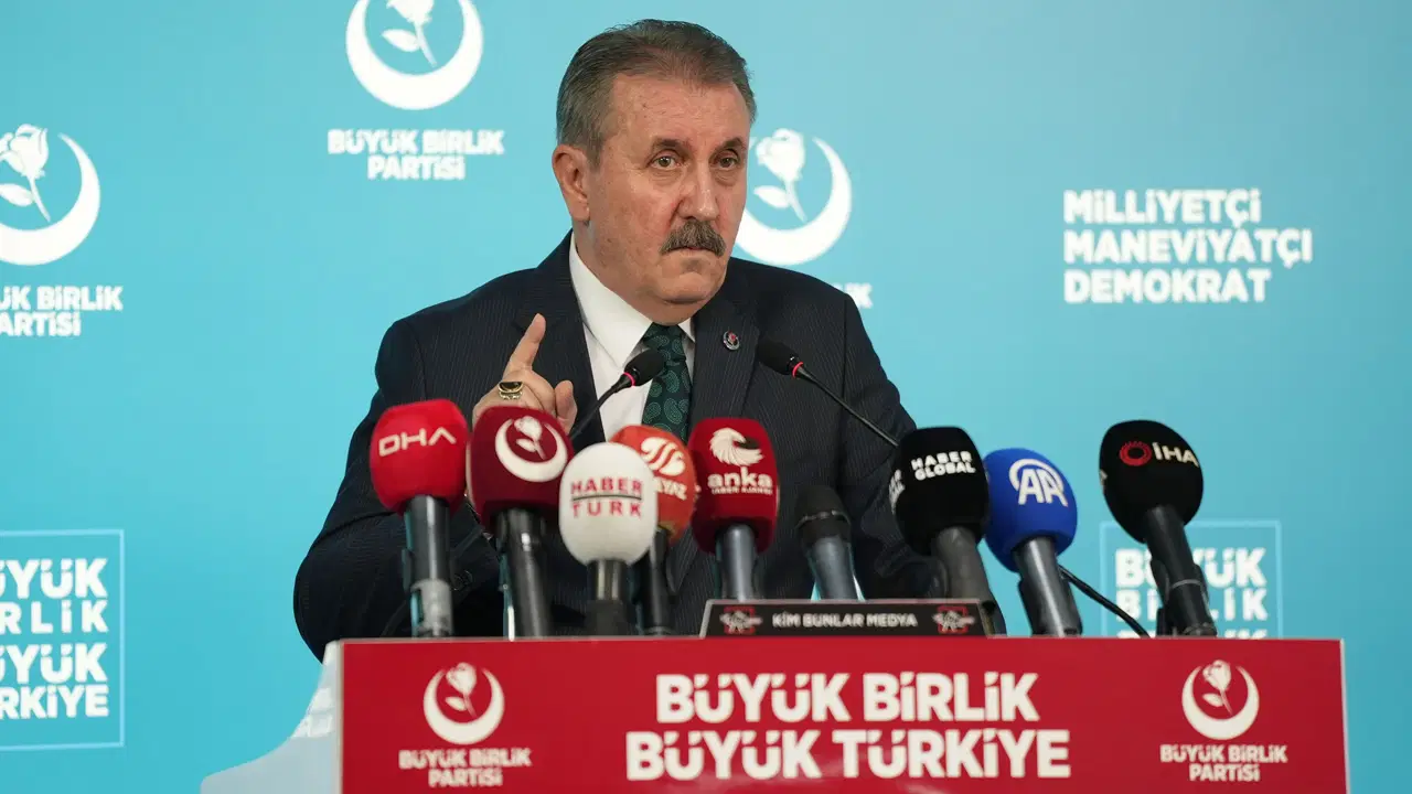 Destici'den 'Muhsin Yazıcıoğlu dosyası' çağrısı: 'Tüm yönleriyle aydınlatılmalı'