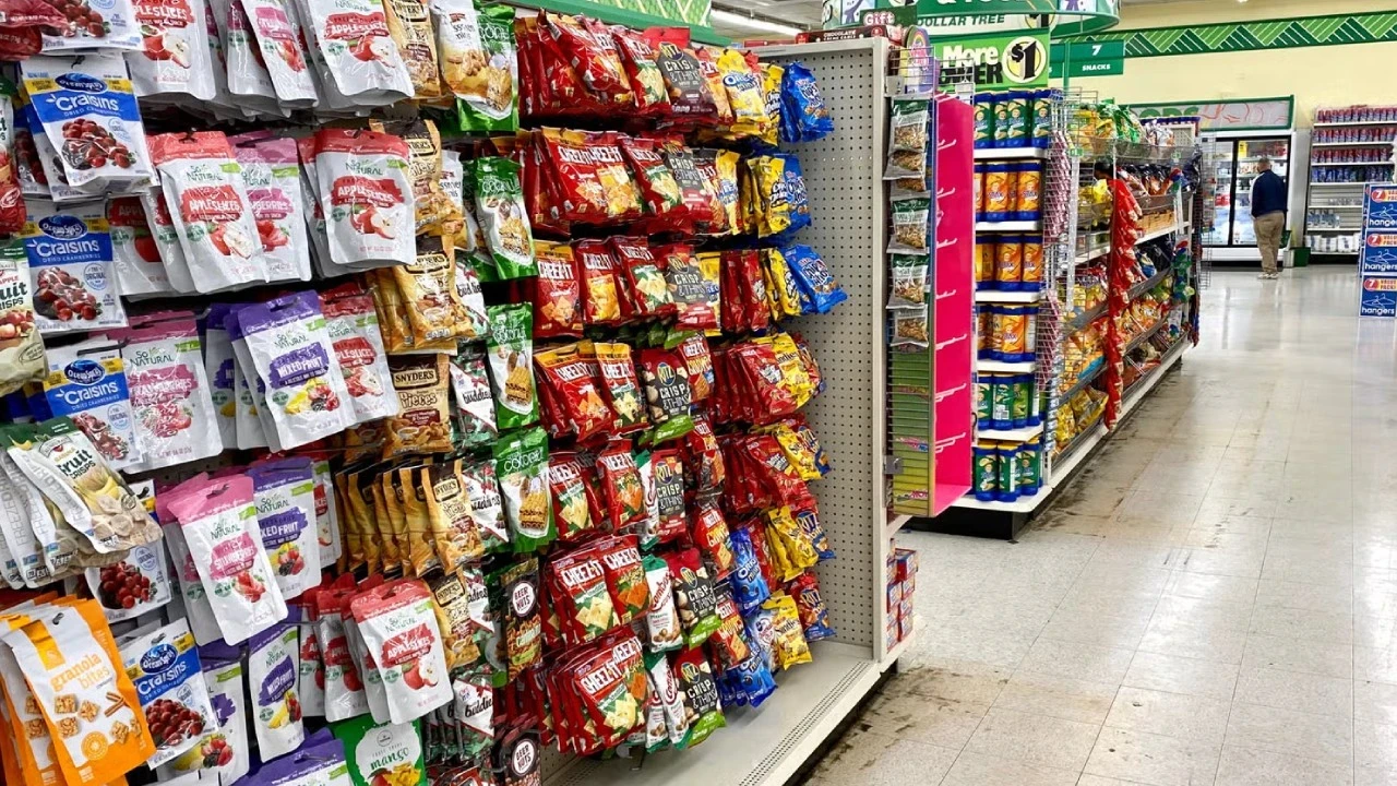 İndirim marketi zinciri 75 mağazasını kapatıyor