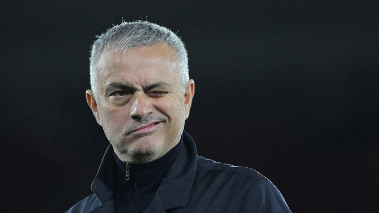 Real Madrid, Mourinho'yu resmen duyurdu