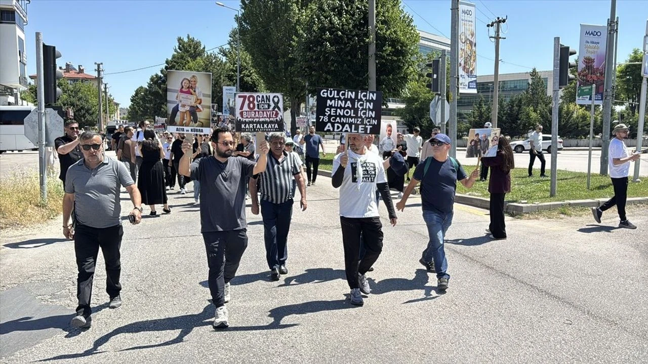 Kartalkaya faciasında yakınlarını kaybeden acılı aileler Ankara'ya yürüyor