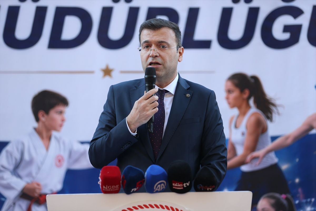 Kırşehir ve Niğde'de GSB Spor Okulları'nda yaz dönemi başladı