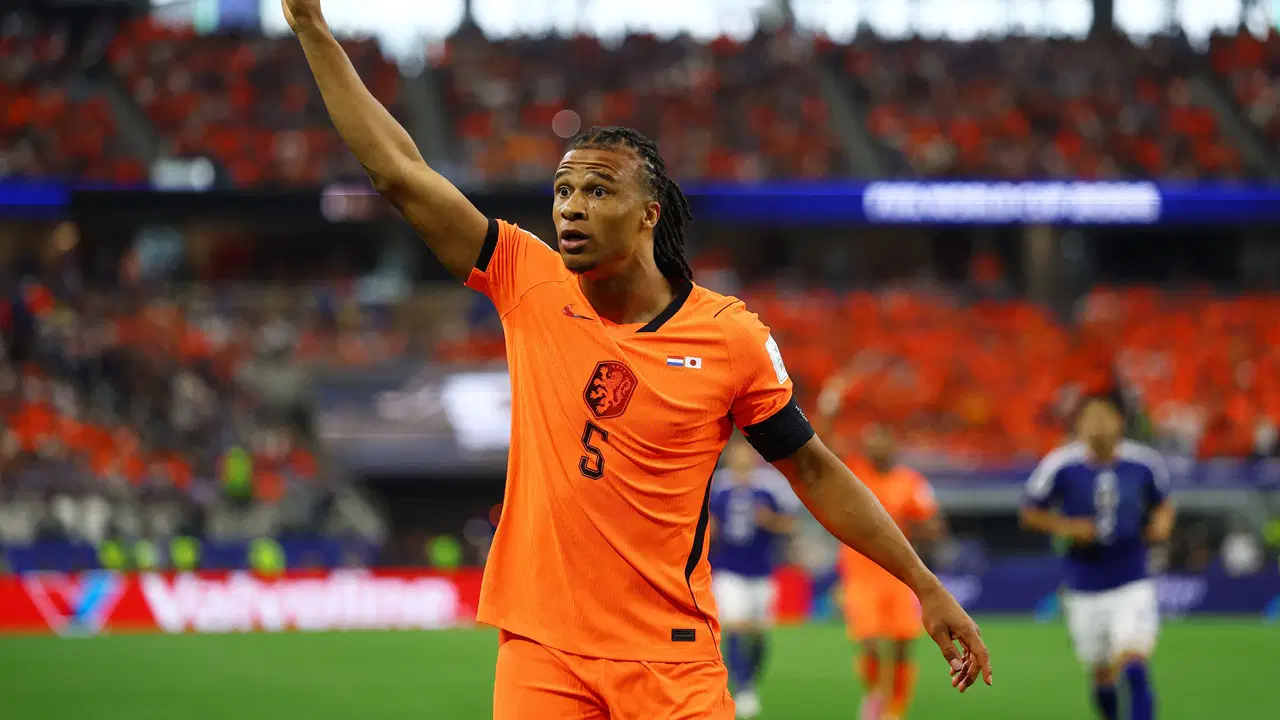 Resmen açıklandı: Fenerbahçe, Nathan Ake'yi kadrosuna kattı!