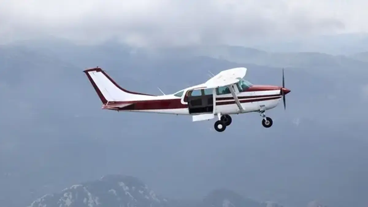 SON DAKİKA... Skydiving uçuşu facia ile bitti! Fransa’da küçük uçak düştü: 11 ölü...