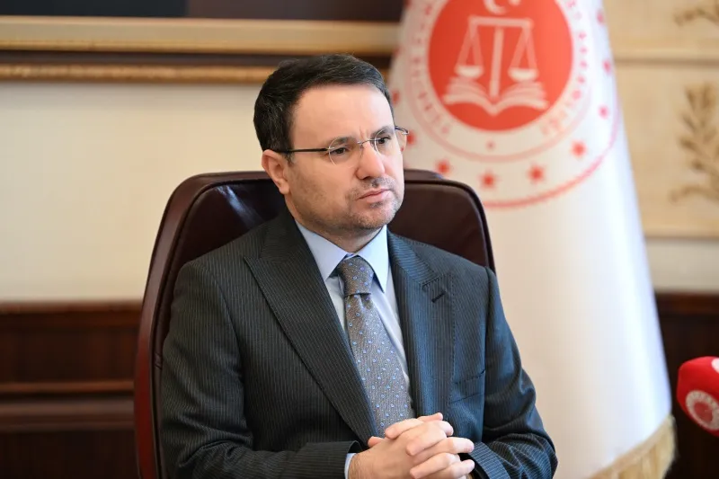 Akın Gürlek, FETÖ Firarilerine Savaş Açtı!