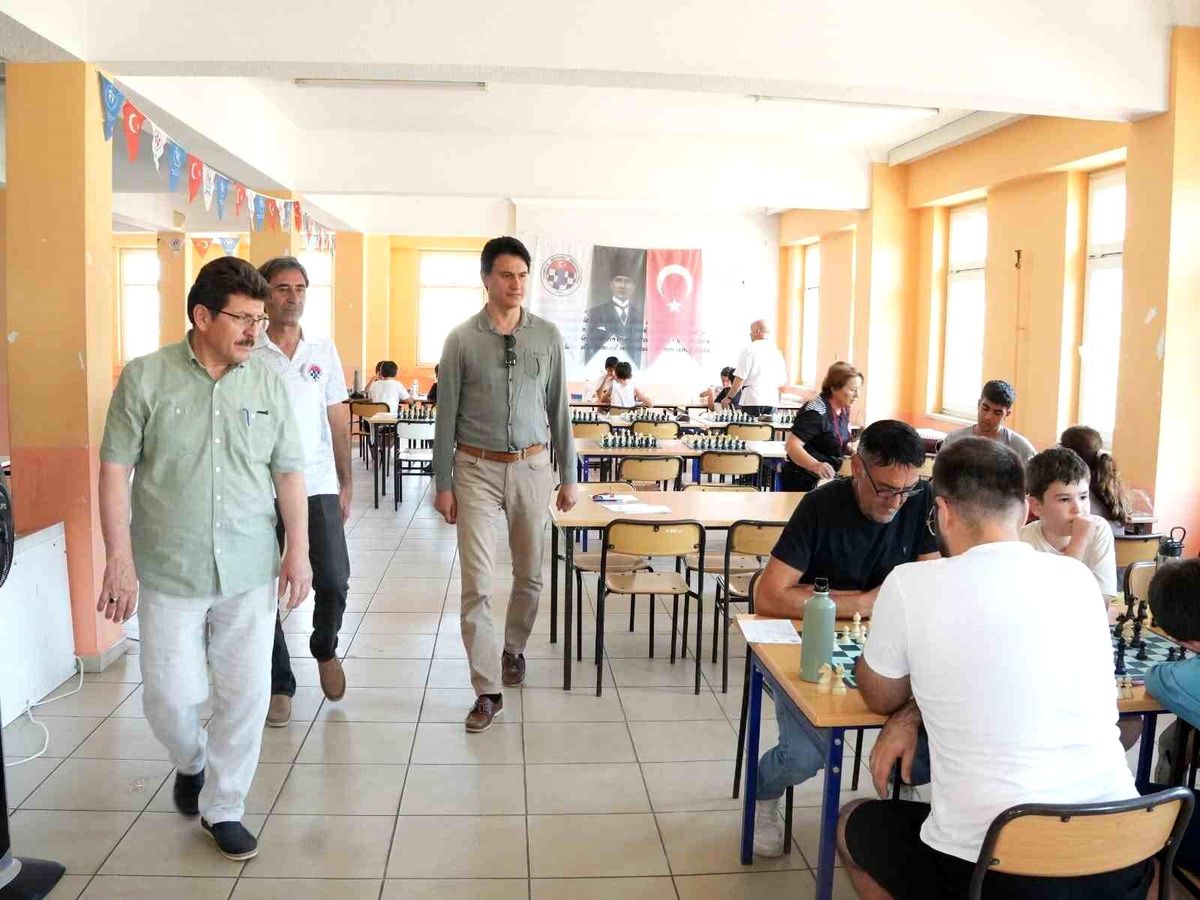 Köyceğiz'de 15 Temmuz Satranç Turnuvası düzenlendi
